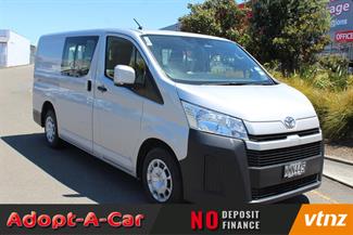 2019 Toyota Hiace - Thumbnail