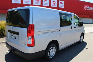 2019 Toyota Hiace - Thumbnail