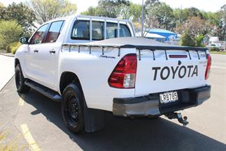 2018 Toyota Hilux - Thumbnail