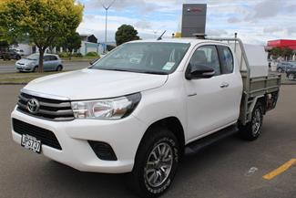 2016 Toyota Hilux - Thumbnail