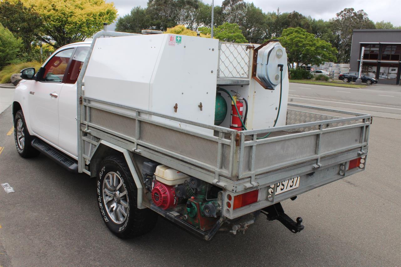 2016 Toyota Hilux