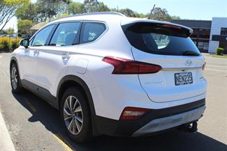 2020 Hyundai SANTA FE - Thumbnail