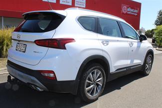 2020 Hyundai SANTA FE - Thumbnail