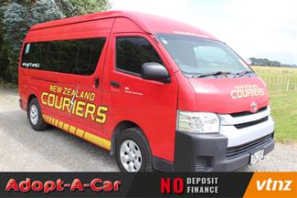 2015 Toyota Hiace - Thumbnail