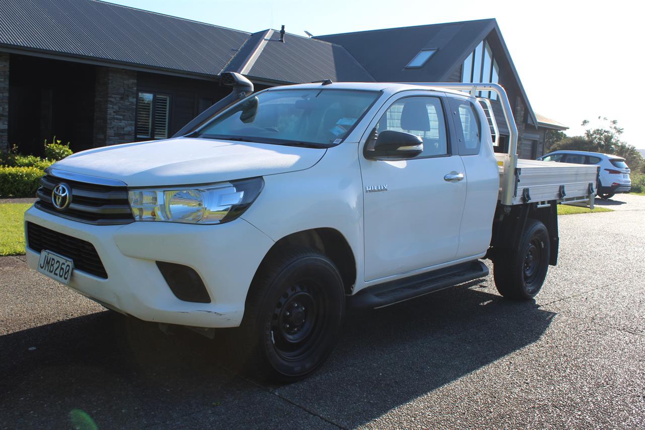 2015 Toyota Hilux