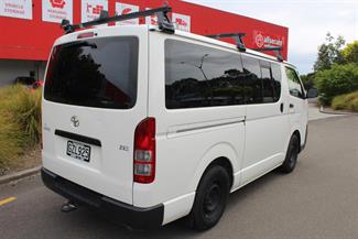 2013 Toyota Hiace - Thumbnail